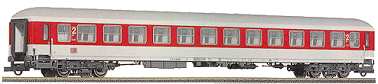 Passenger car 2nd class<br /><a href='images/pictures/Roco/45274.jpg' target='_blank'>Full size image</a>